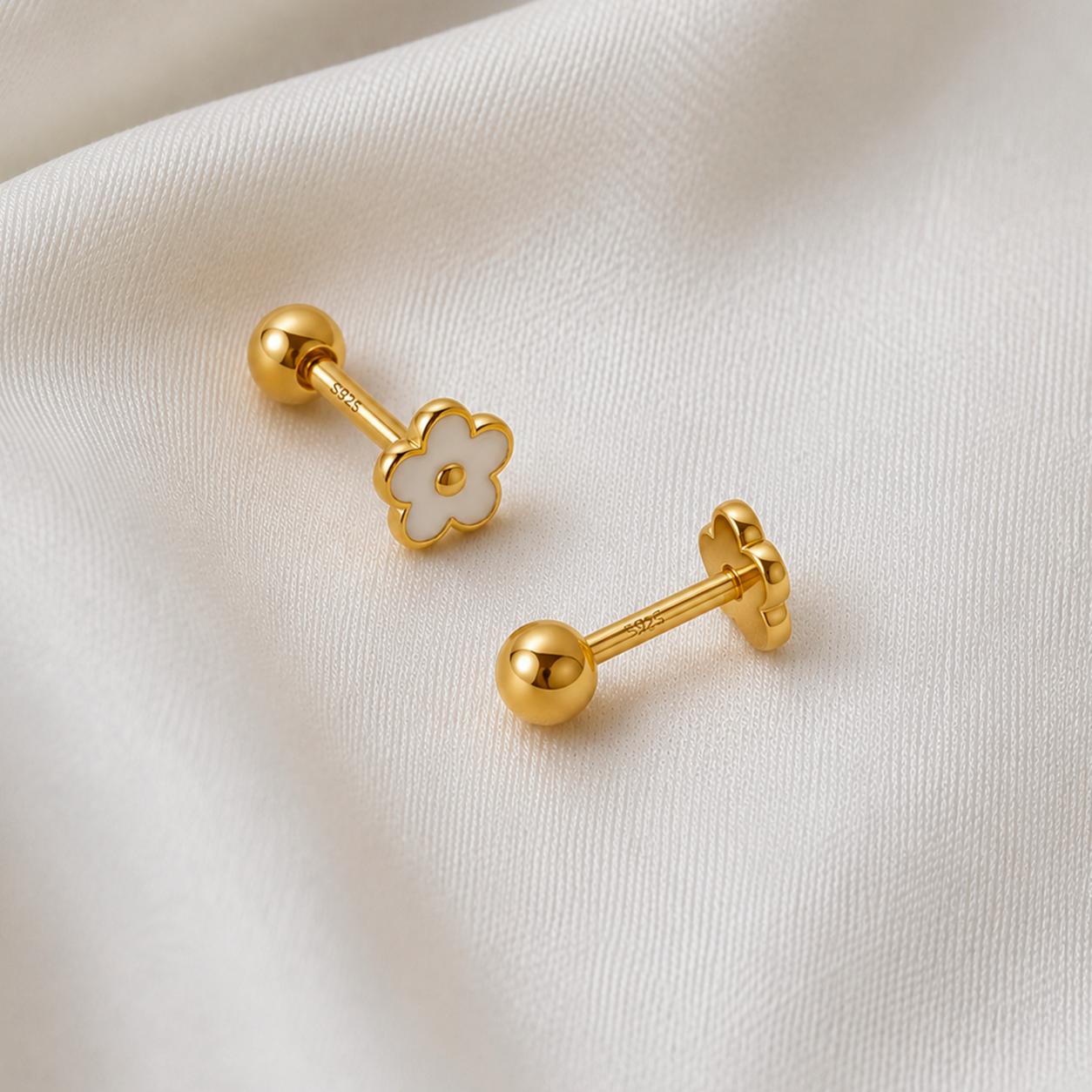 Pendiente Cute Flower Oro
