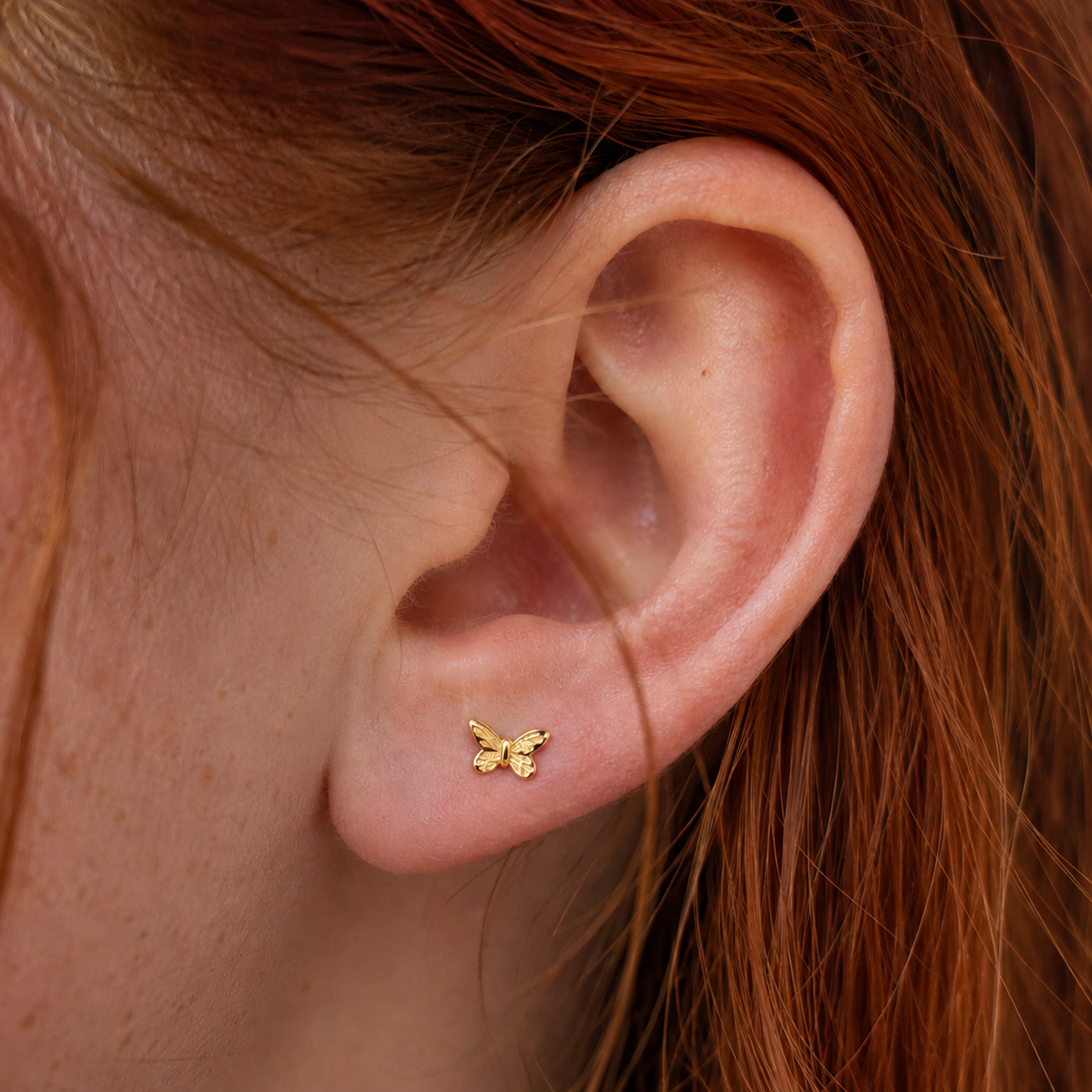 Pendiente Mini Mariposa Oro