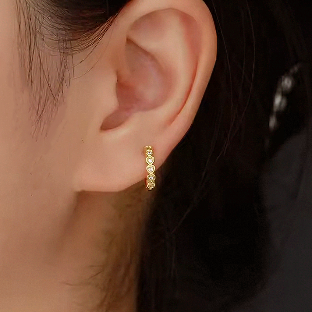 Aros Mini Corazones Oro