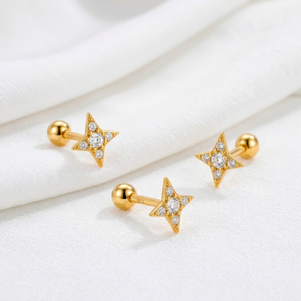 Pendiente Shiny Star Oro