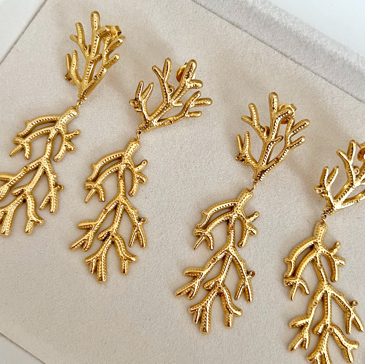 Pendientes Coral Gorgonia Oro