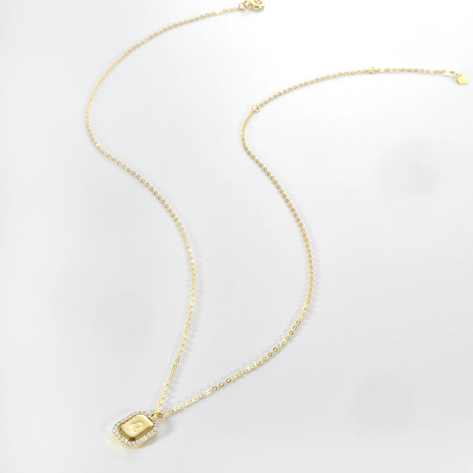 Collar Elegant Zodiac Oro