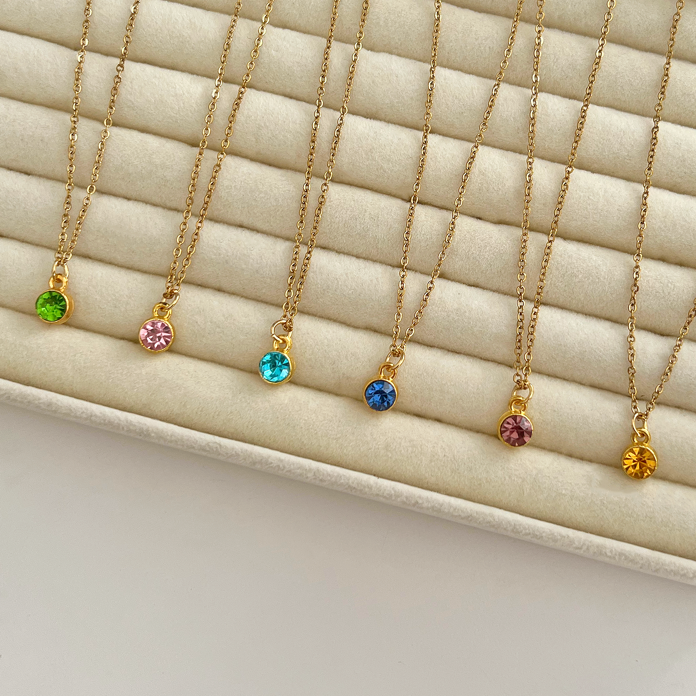 Collar Light Green Dot Oro