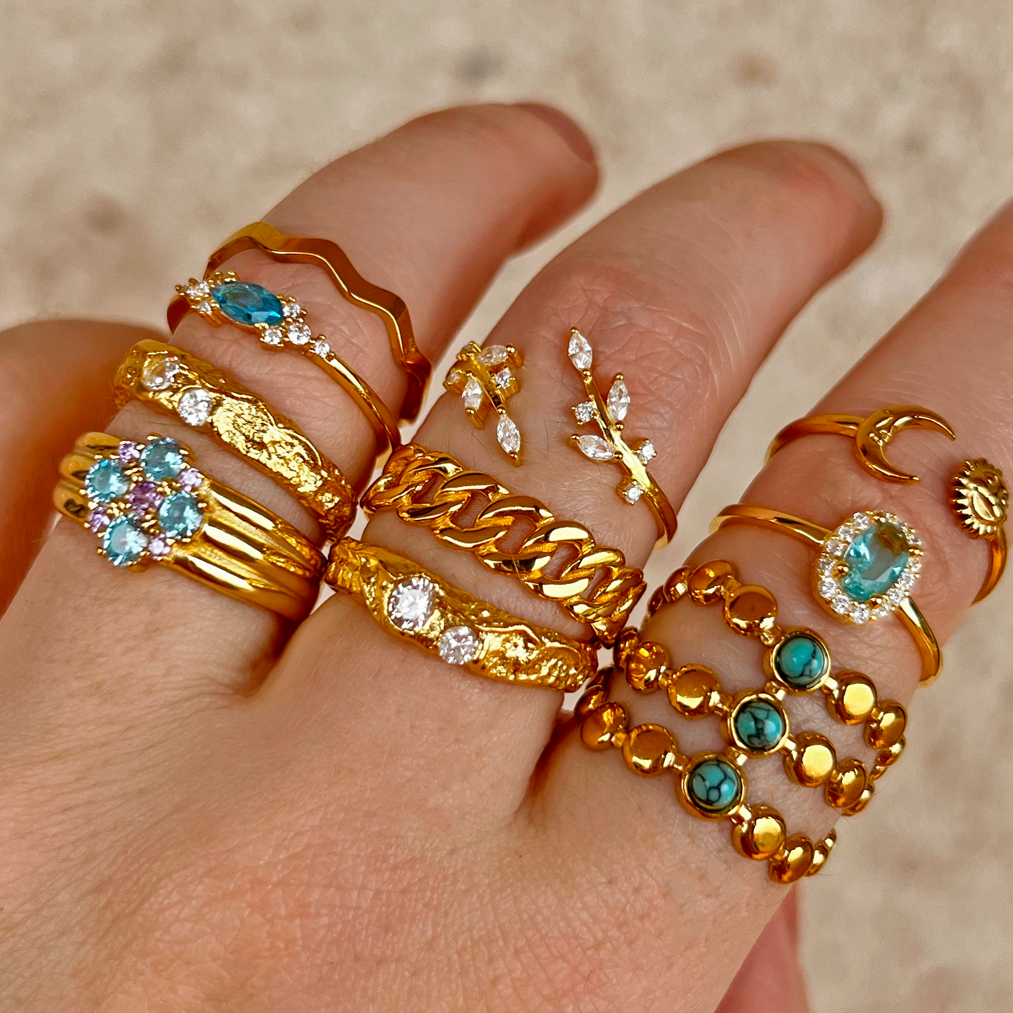 Anillo Triple Bolitas Turquesa Oro