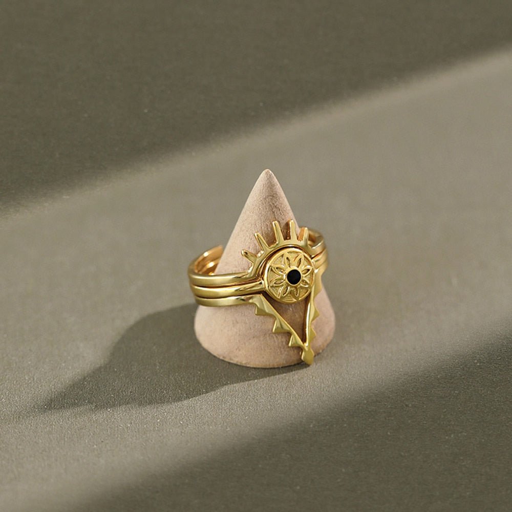 Anillo Black Flower Oro - CLUM