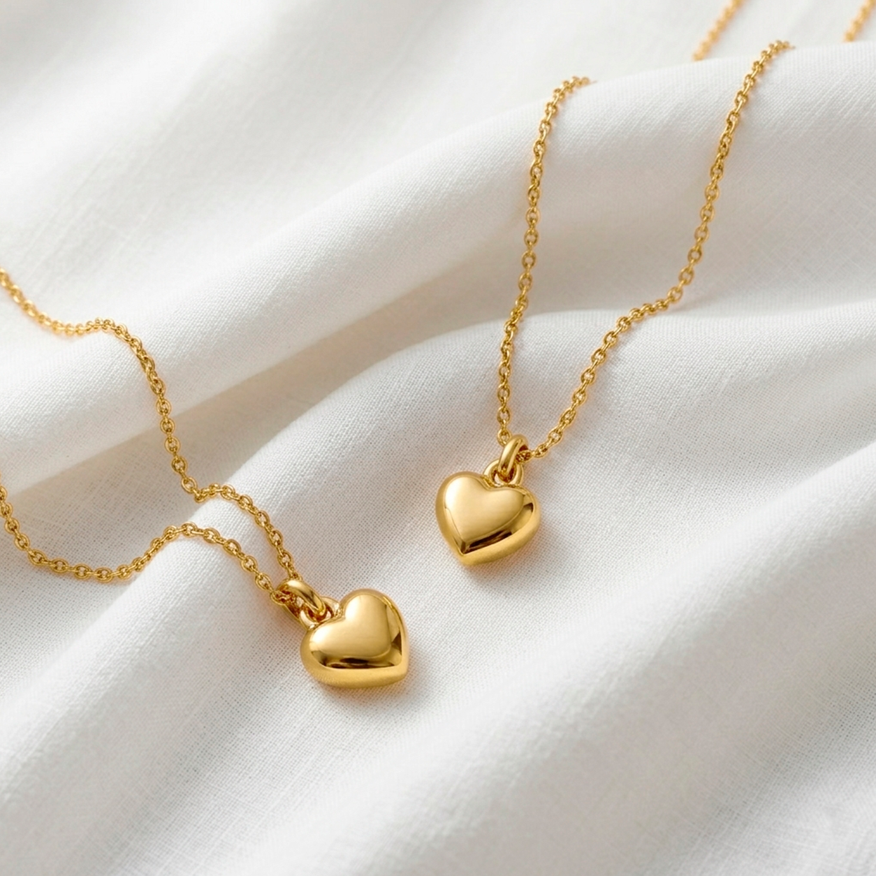 Collar 3D Mini Heart Oro