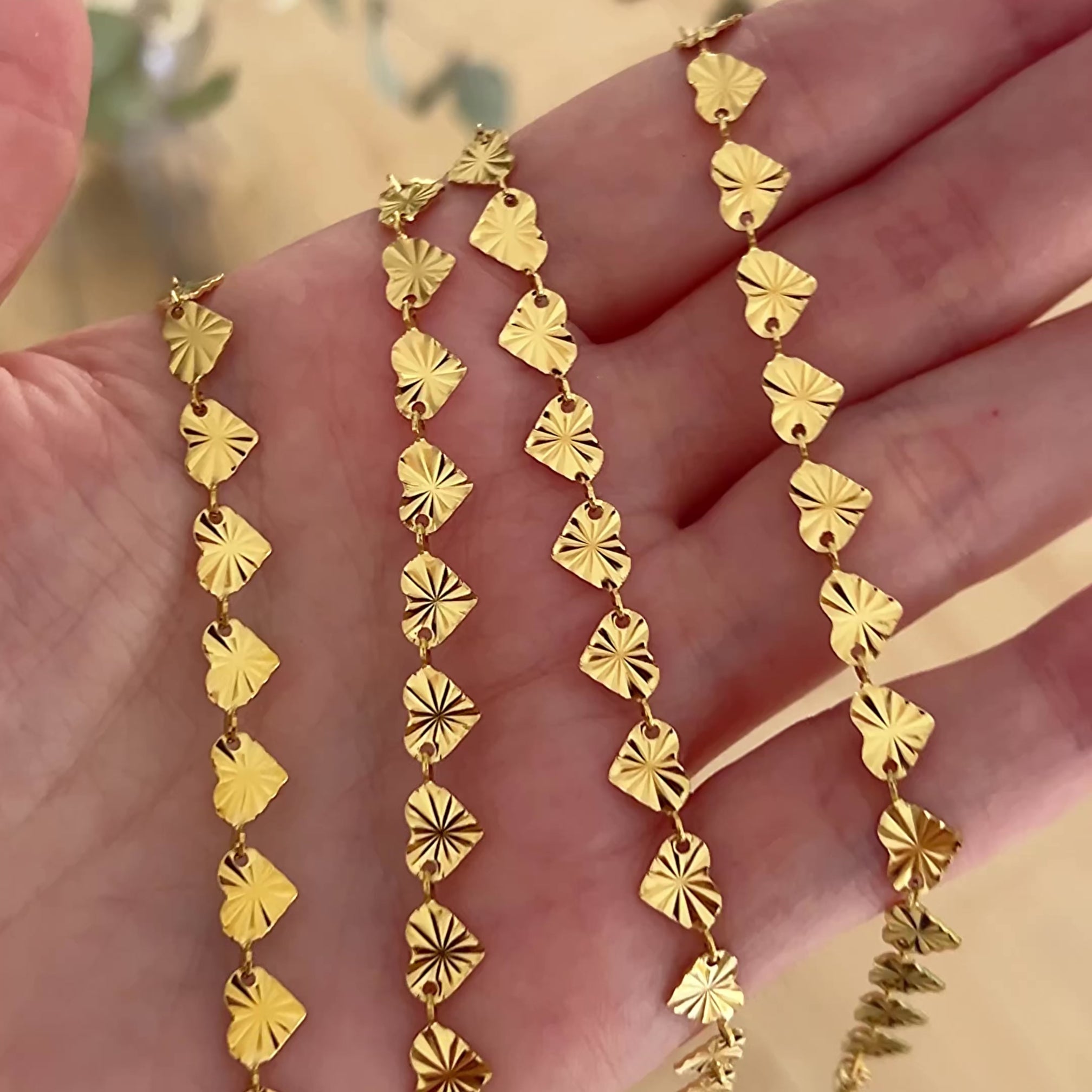 Choker Mini Corazones Oro