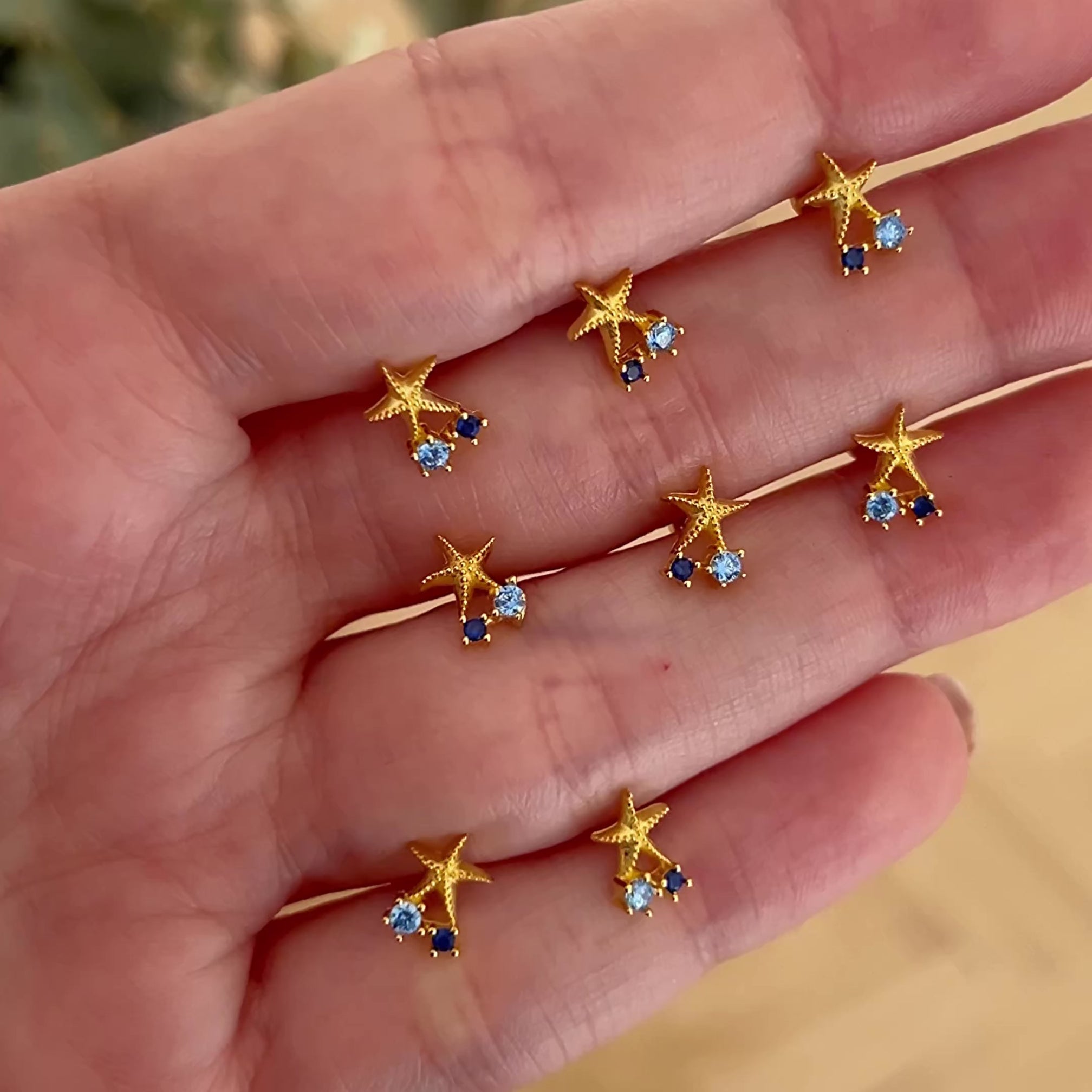 Pendiente Estrella de Mar Azul Oro