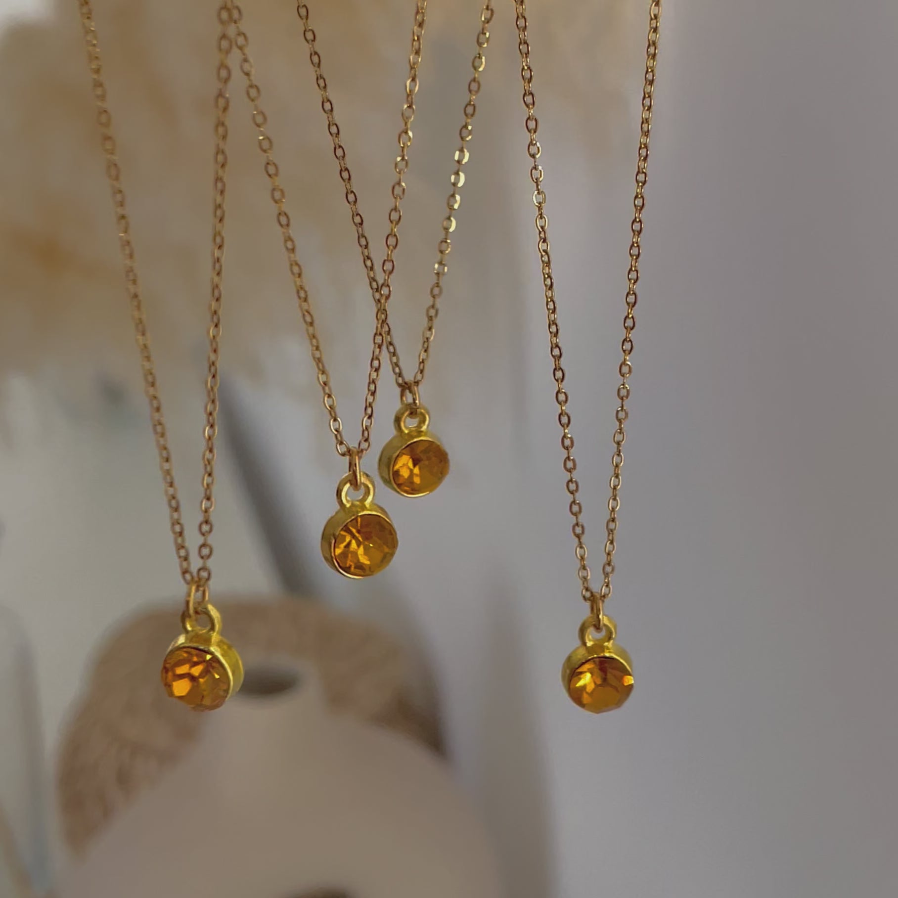 Collar Orange Dot Oro
