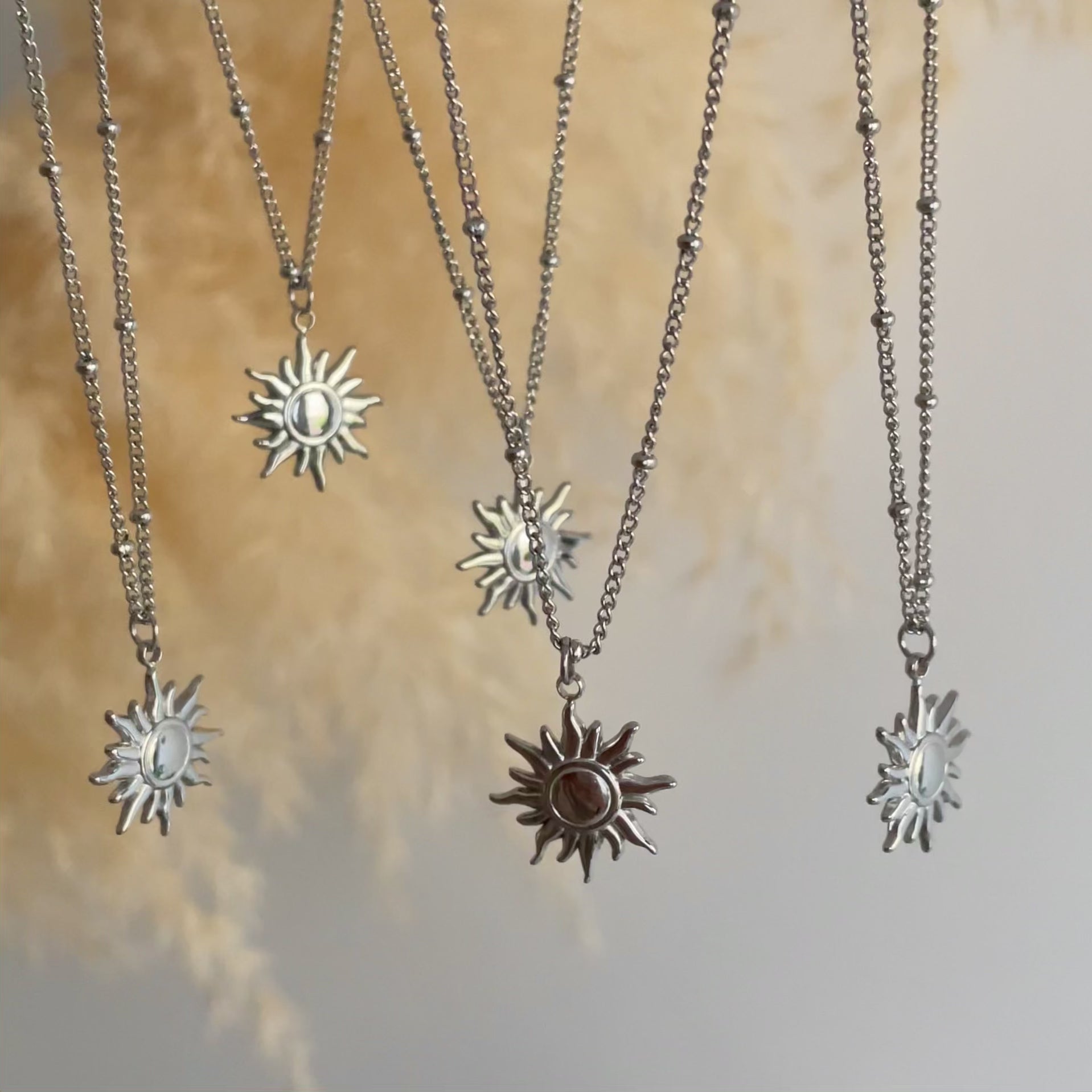 Collar Mini Sun Bolitas Plata