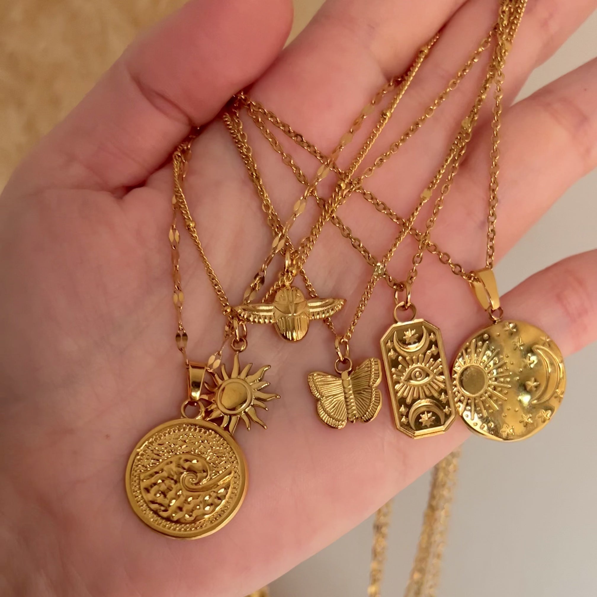 Collar Mini Sun Bolitas Oro