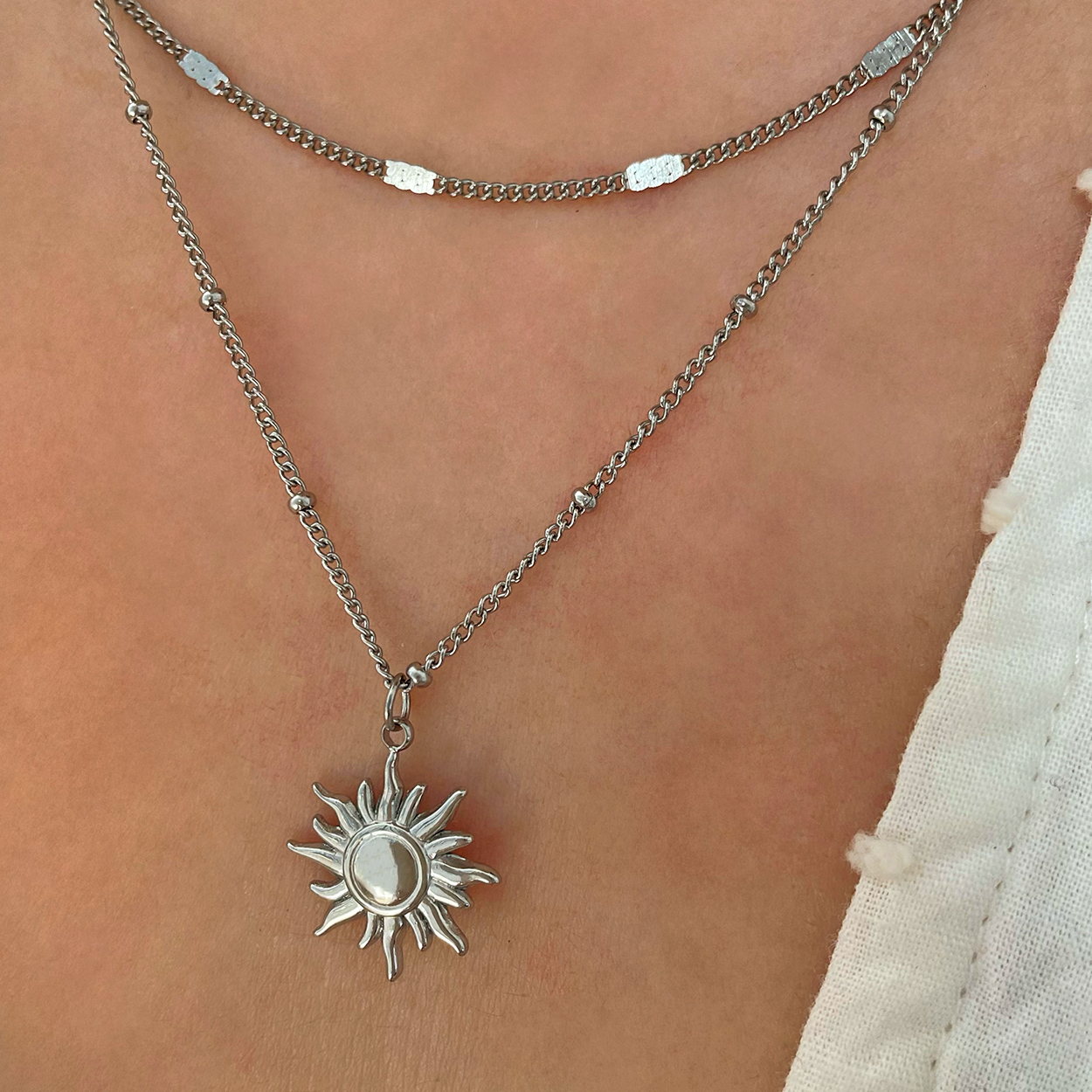 Collar Mini Sun Bolitas Plata