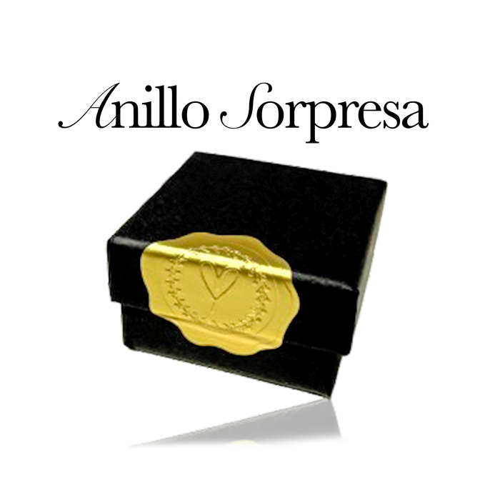 Anillo sorpresa + cajita negra