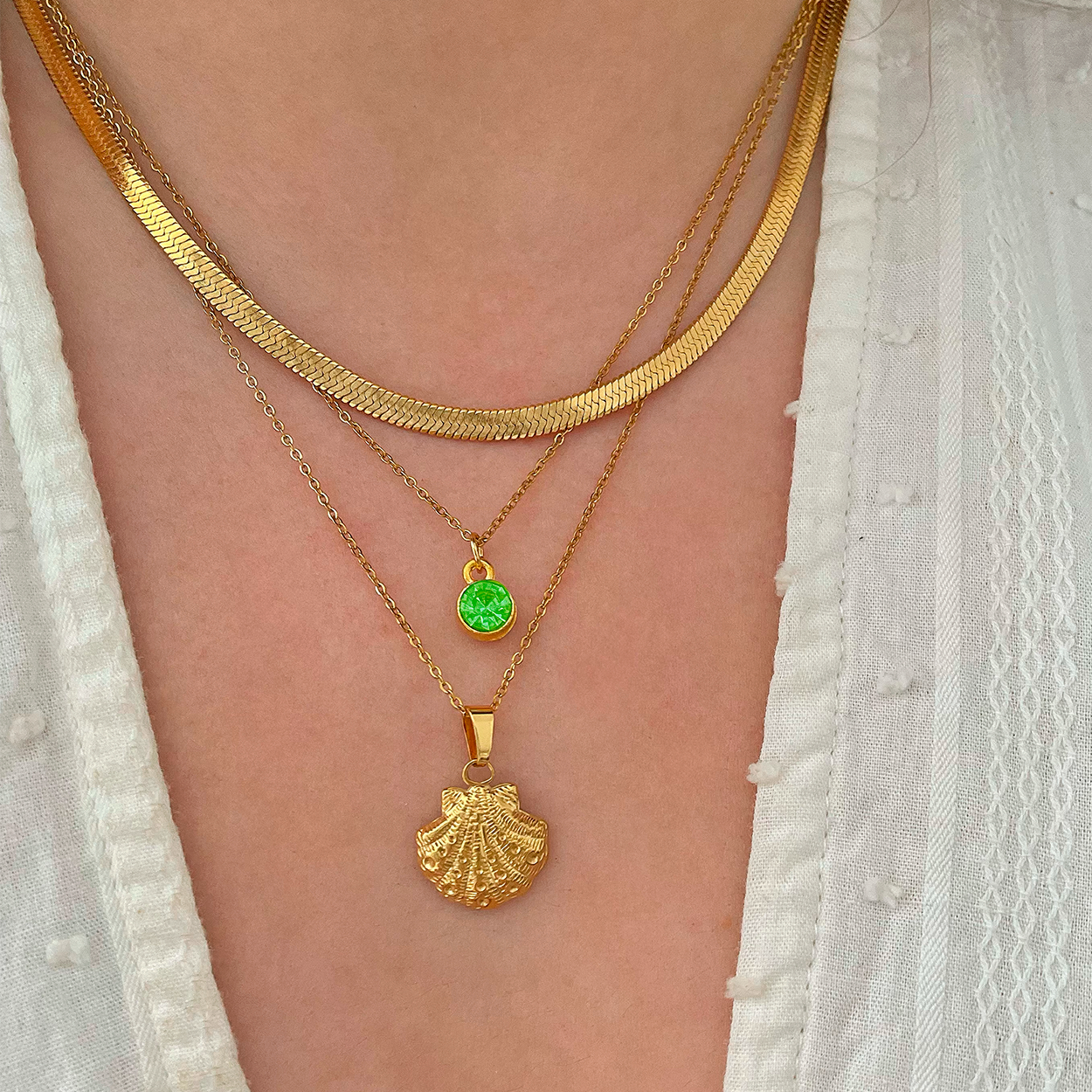 Collar Light Green Dot Oro