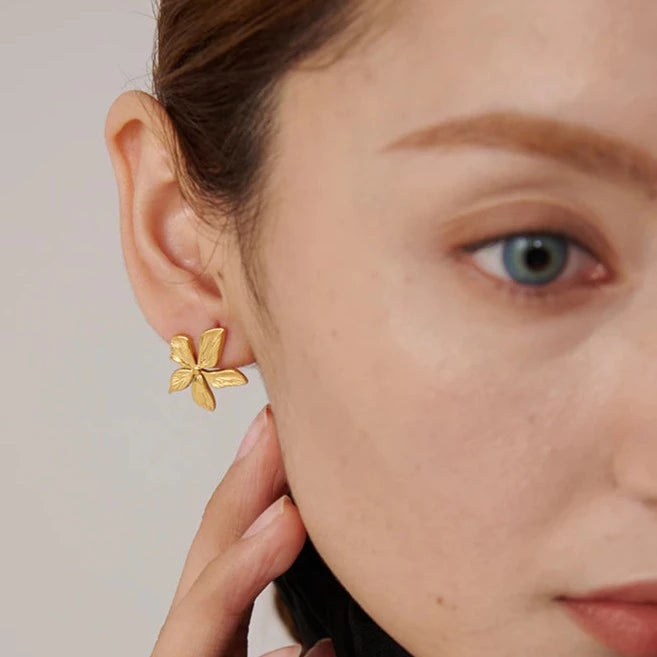 Pendientes Blume Oro