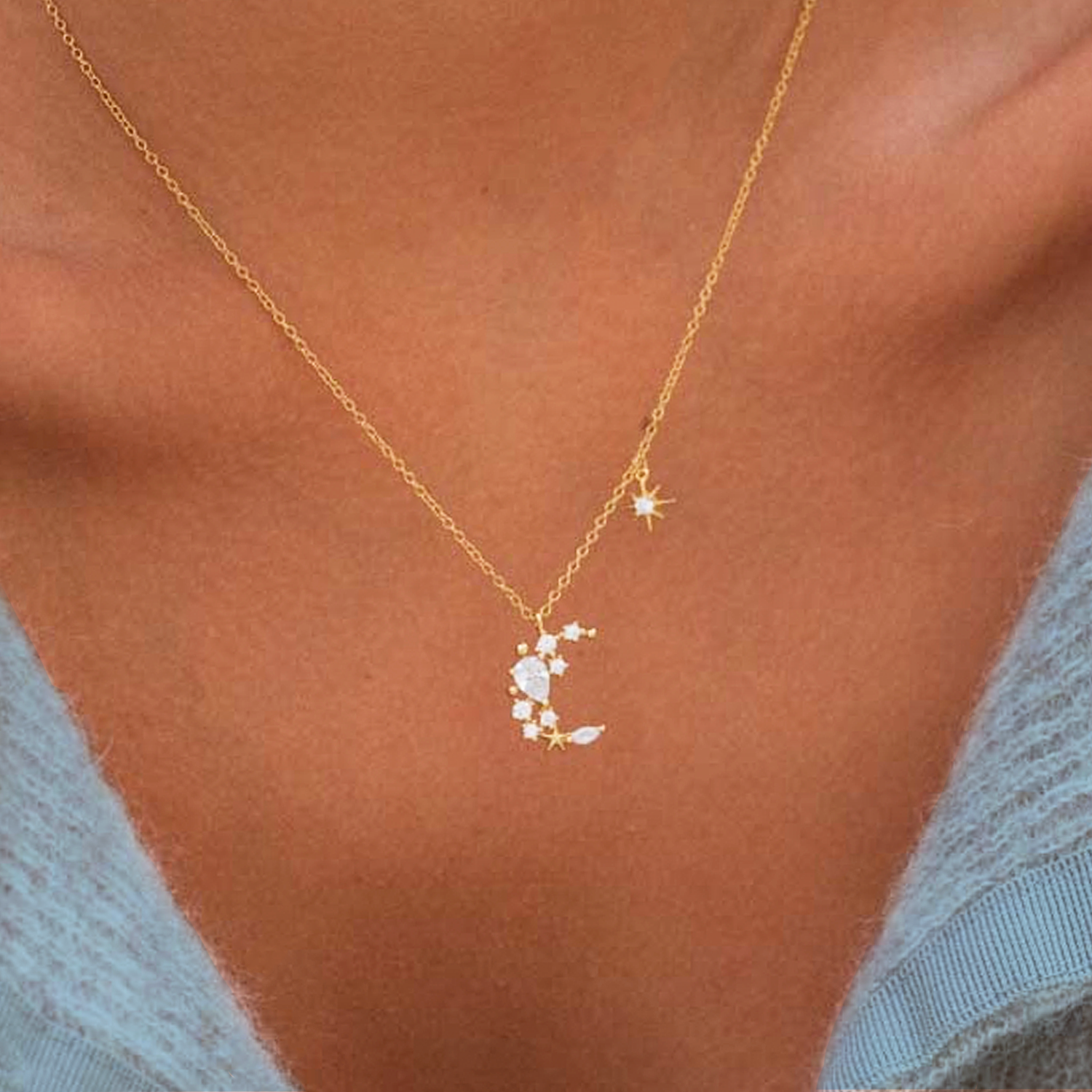 Collar Luna y Estrella Oro