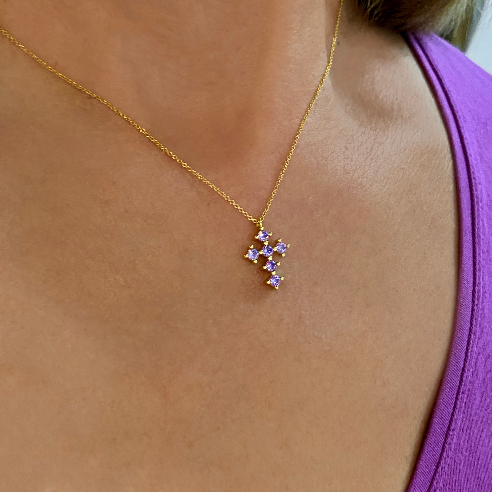 Collar Lila Cruz Oro