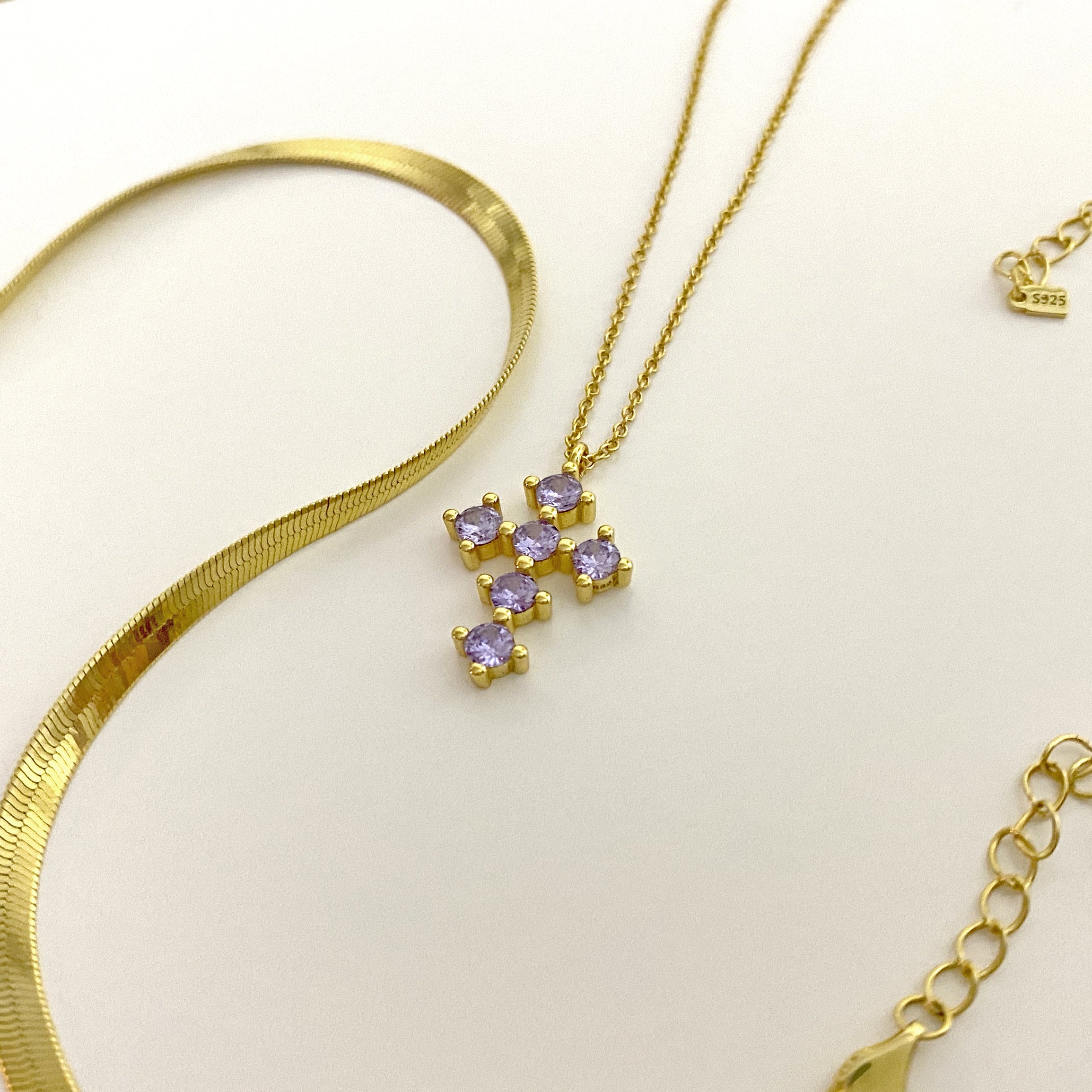 Collar Lila Cruz Oro