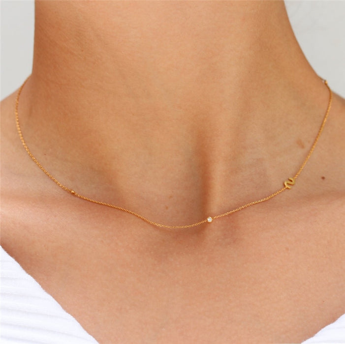 Collar Basic Inicial Oro