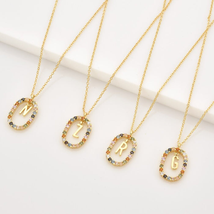 Collana con iniziale a molla