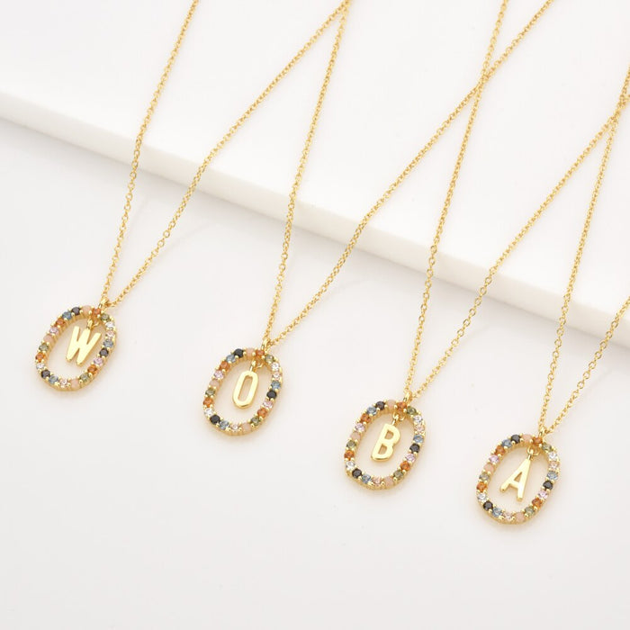 Collana con iniziale a molla